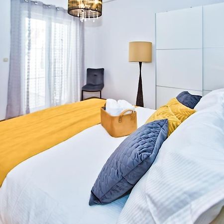 Apartman Tino With Two Sunny Terace 赫瓦尔 外观 照片