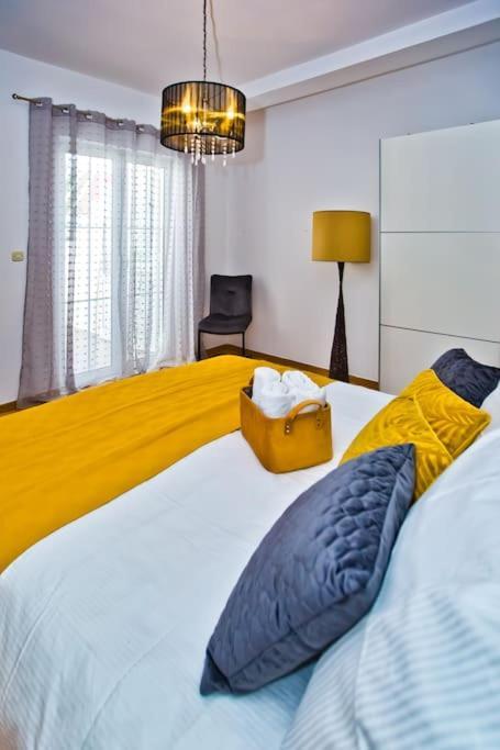Apartman Tino With Two Sunny Terace 赫瓦尔 外观 照片