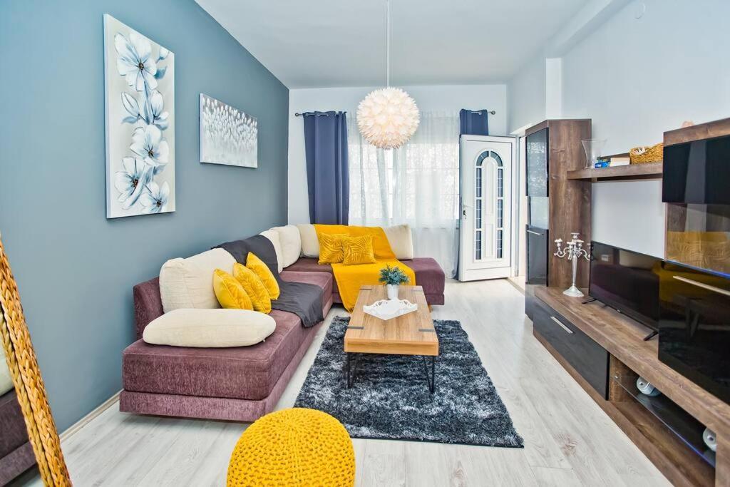 Apartman Tino With Two Sunny Terace 赫瓦尔 外观 照片